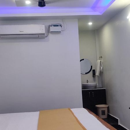 Aadhi Esha Residency Hotel Tiruvannāmalai Exterior photo