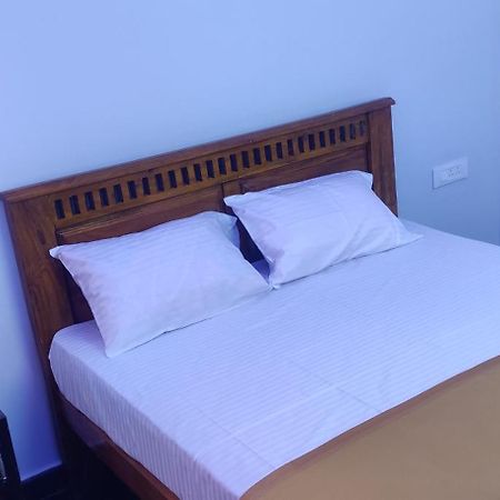 Aadhi Esha Residency Hotel Tiruvannāmalai Exterior photo